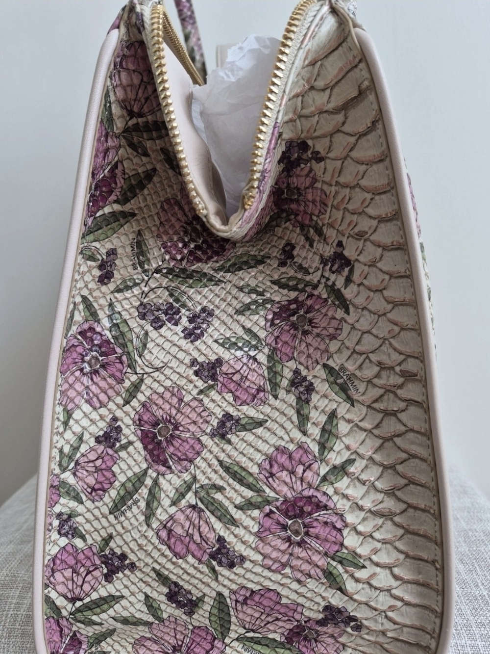 Brahmin Caroline Floral Satchel in Cream & Pink NWT - Picture 4 of 11